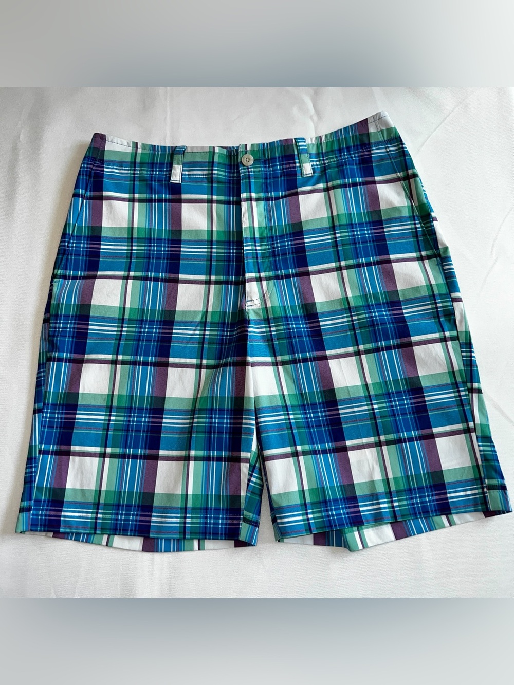 Pro Tour men's flat-front golf shorts, multi-colored plaid sz: 30